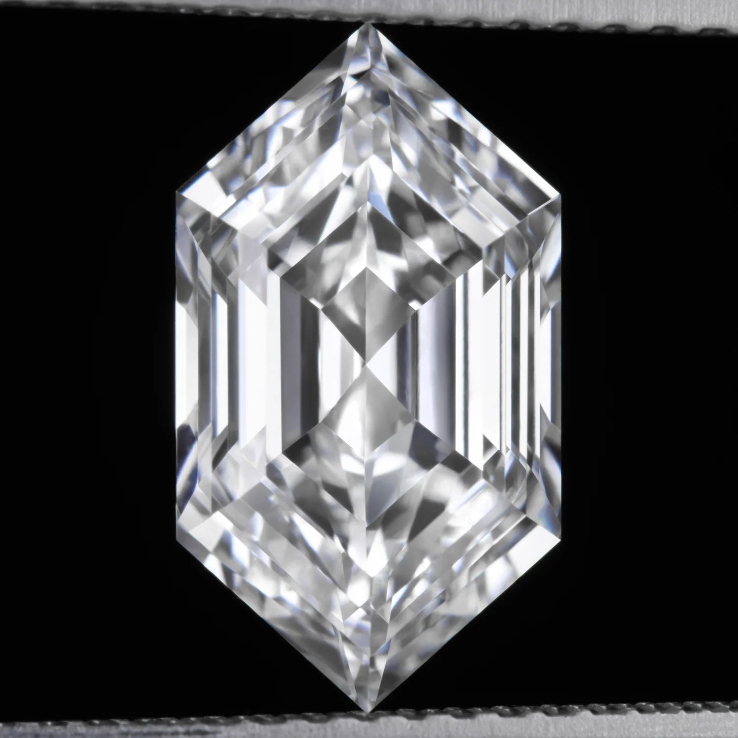 Top view hexagonal cut lab-grown loose diamond six sided