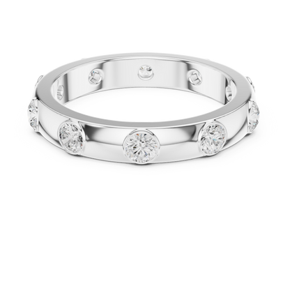Lab-grown diamond wide inlay band ring for women in white gold

Elegant wide band ring featuring continuous lab-grown diamonds

Modern women’s ring with sparkling inlay design