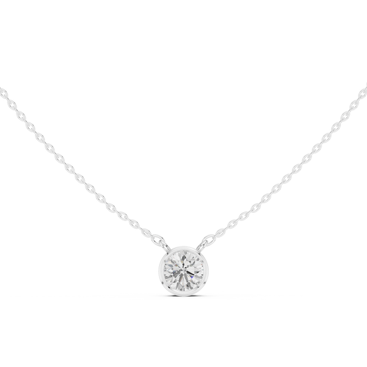Diamond solitaire pendant necklace in 935 silver

Elegant white gold pendant with solitaire diamond

Classic women’s pendant featuring single sparkling diamond