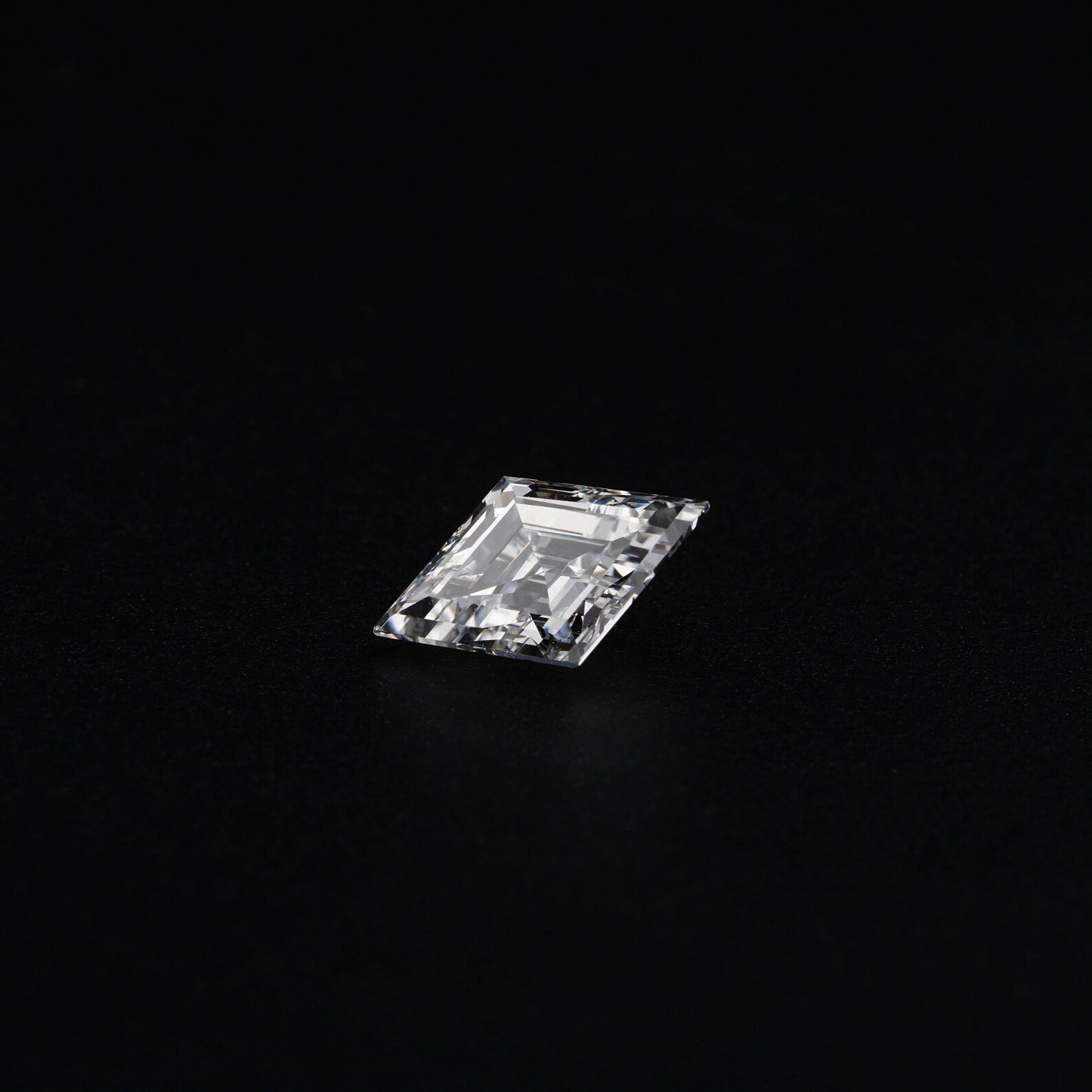 Lozenge Cut Lab-Grown Diamond (CVD / HPHT) – D–F Color | VVS–VS Clarity | All Sizes Available
