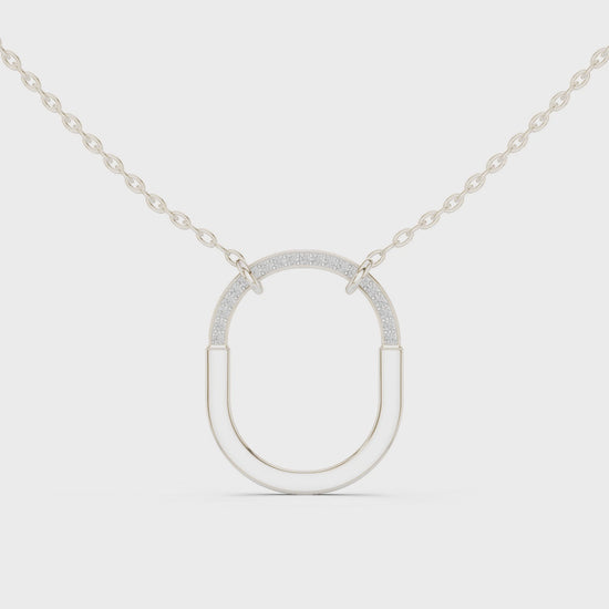 U-shaped lab-grown diamond and moissanite pendant necklace

Anti-tarnish silver or gold U-shaped necklace

Minimalist modern diamond U pendant