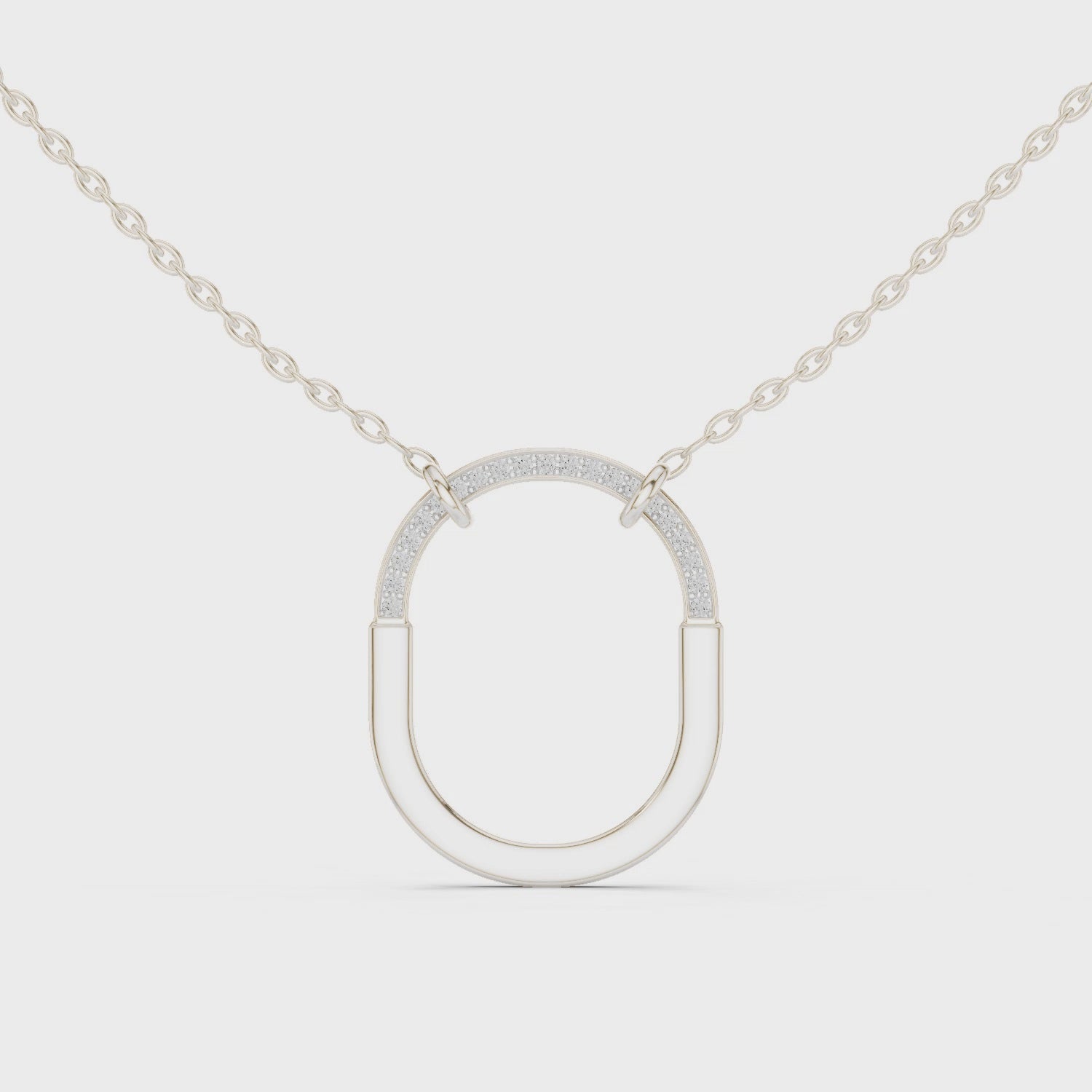 U-shaped lab-grown diamond and moissanite pendant necklace

Anti-tarnish silver or gold U-shaped necklace

Minimalist modern diamond U pendant