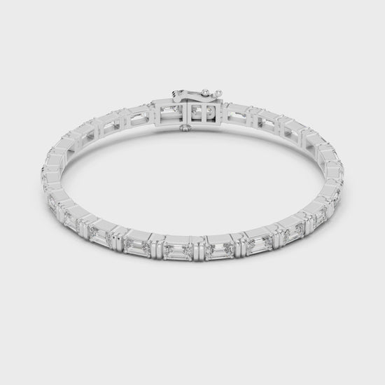 Emerald-cut diamond tennis bracelet with sleek geometric brilliance