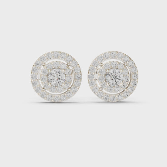 Double halo lab-grown diamond stud earrings

Round diamond double halo stud earrings in white metal

Elegant double halo diamond studs for women