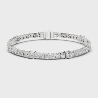 Princess-cut diamond tennis bracelet featuring continuous square-cut diamonds on a polished chain