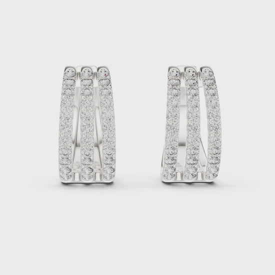 Diamond hoop earrings in white gold

Lab-grown diamond hoop close-up

Elegant classic diamond hoops