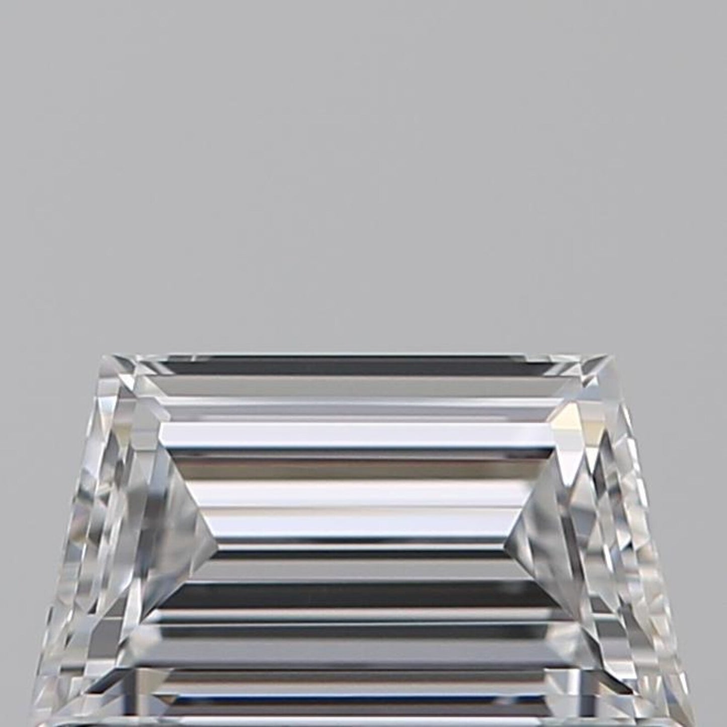 Trapezoid cut lab-grown diamond CVD HPHT VVS VS quality